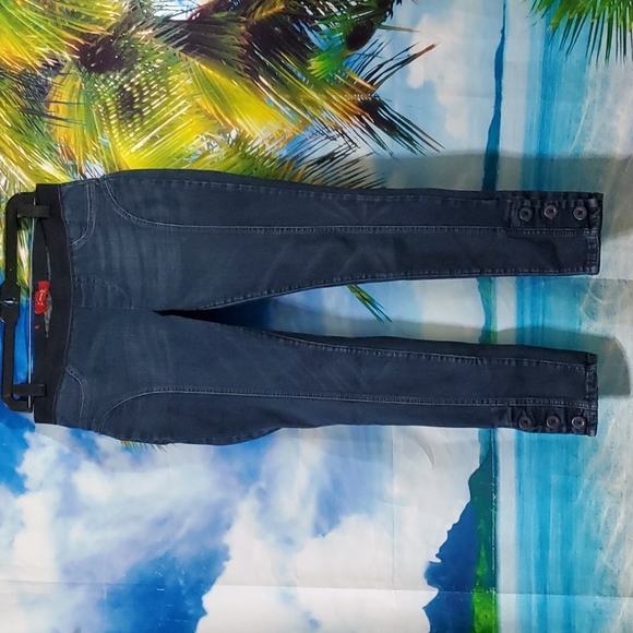 Seven7 Denim - Seven7 women's jegging pull on jeans size 6P